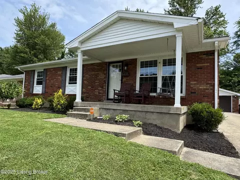 7510 Merlyn Cir, Louisville, KY 40214