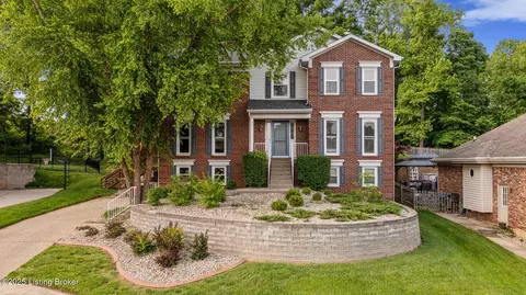 9510 Stonelanding Pl, Louisville, KY 40272