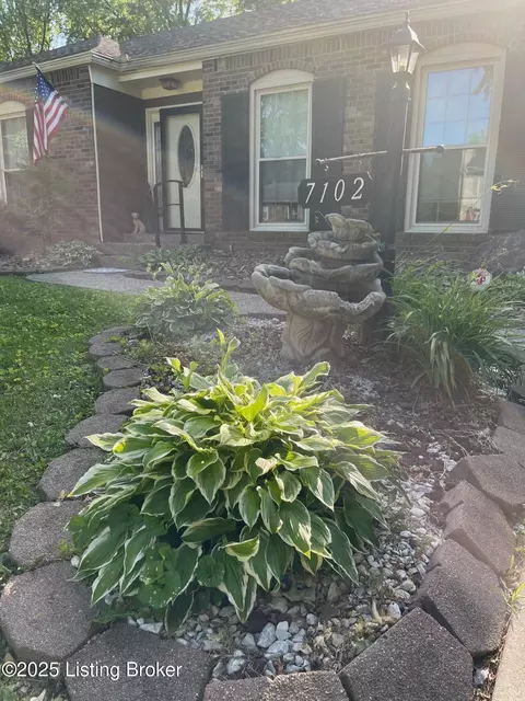 7102 Gorham Way, Louisville, KY 40291