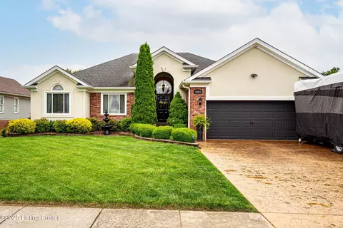 12011 Lavenia Ln, Louisville, KY 40272
