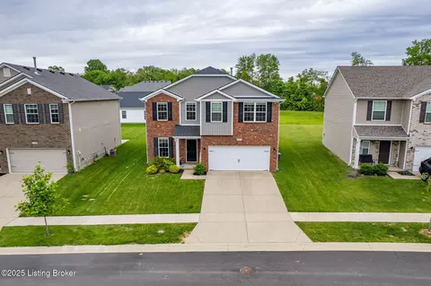 11905 Cascade Falls Trl, Louisville, KY 40229