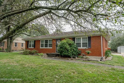 8708 Michael Edward Dr, Louisville, KY 40291
