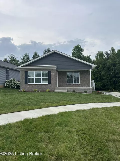 221 Tex Ave, Fairdale, KY 40118