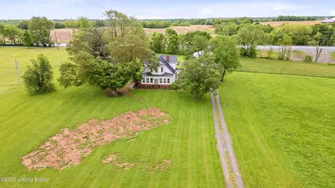 568 Pleasant Grove Loop, Springfield, KY 40069