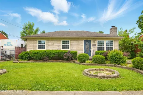 2806 Girard Dr, Louisville, KY 40213
