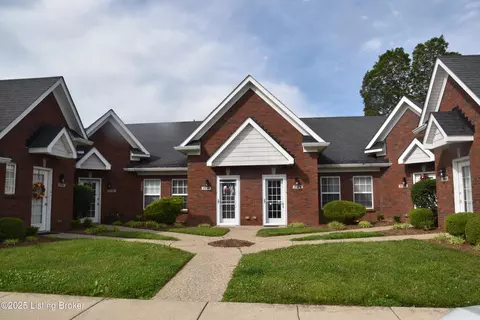 7128 Emily Ann Ln, Crestwood, KY 40014