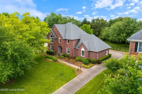 3908 Keal Run Way, Louisville, KY 40241