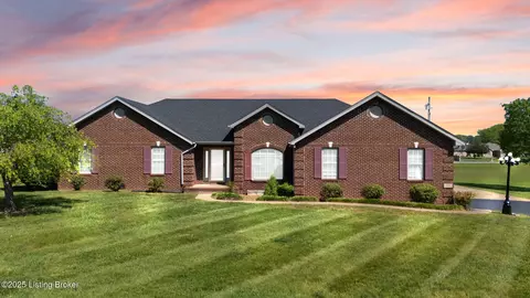 40 Buena Vis, Cave City, KY 42127