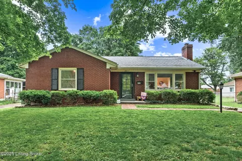 3811 Chevy Chase Rd, Louisville, KY 40218