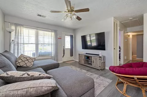 Other - 310 Crestwood Ln, Louisville, KY 40229 photo 1 of 7