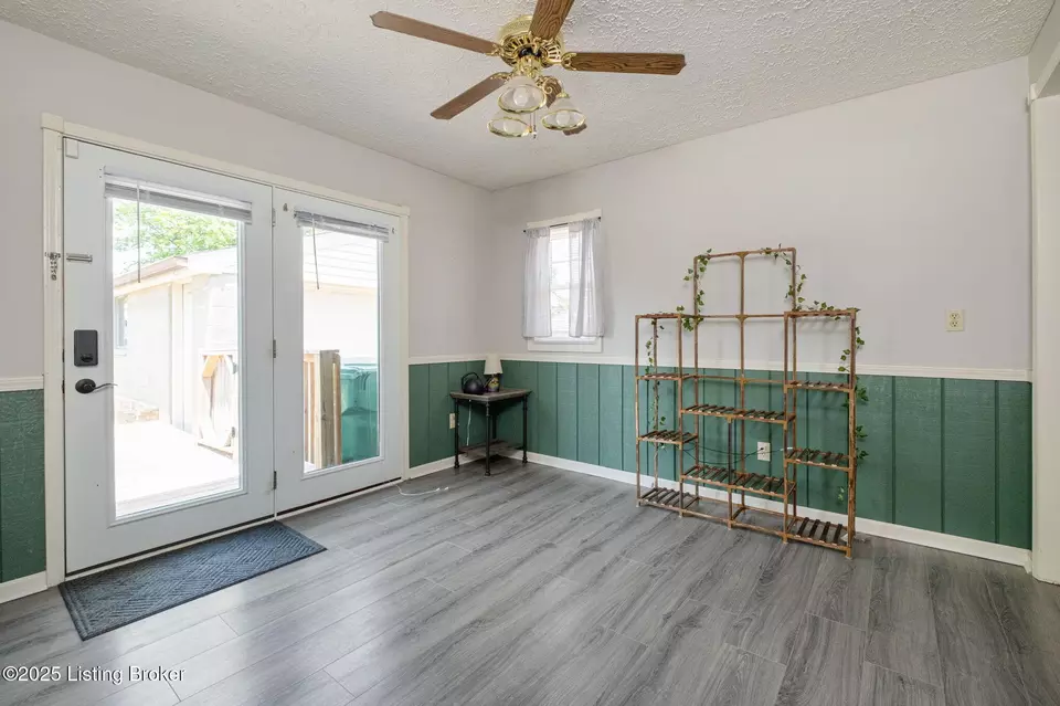 Other - 310 Crestwood Ln, Louisville, KY 40229 photo 3 of 7