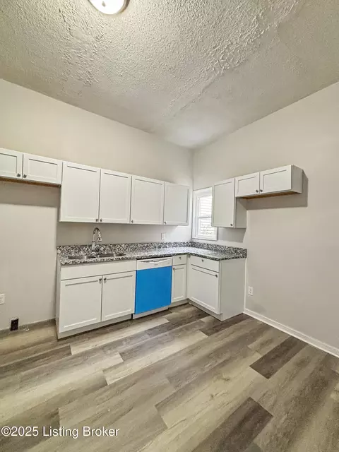 1724 Garland Ave, Louisville, KY 40210