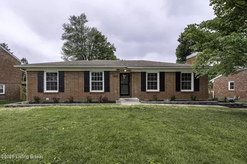 6512 Ridge Cliff Rd, Louisville, KY 40228