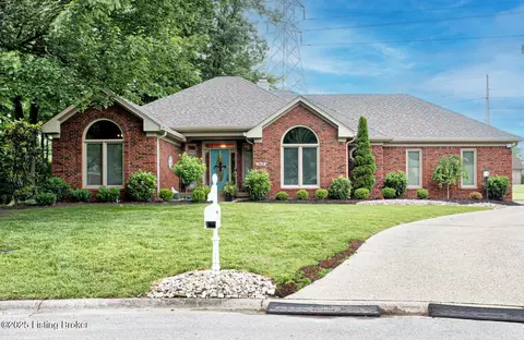 4618 Portico Ct, Jeffersontown, KY 40299