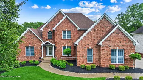 311 Shallowford Pl, Louisville, KY 40245
