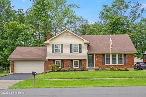 9707 Gateway Dr, Louisville, KY 40299