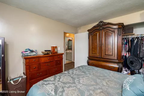 Bedroom - 6120 Ky-86, Custer, KY 40115 photo 2 of 8