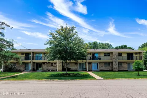 3510 Paragon Ct #6, Louisville, KY 40218