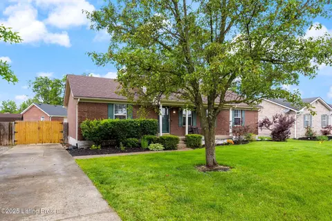 161 Alek Ave, Shepherdsville, KY 40165