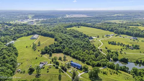 145 Hill Valley Dr, Taylorsville, KY 40071