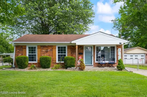 7711 Bramble Ln, Louisville, KY 40258