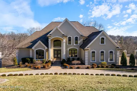 6709 Elmcroft Cir, Louisville, KY 40241