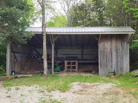 Exterior - 400 Old Dixie Loop, Upton, KY 42784 photo 10 of 17
