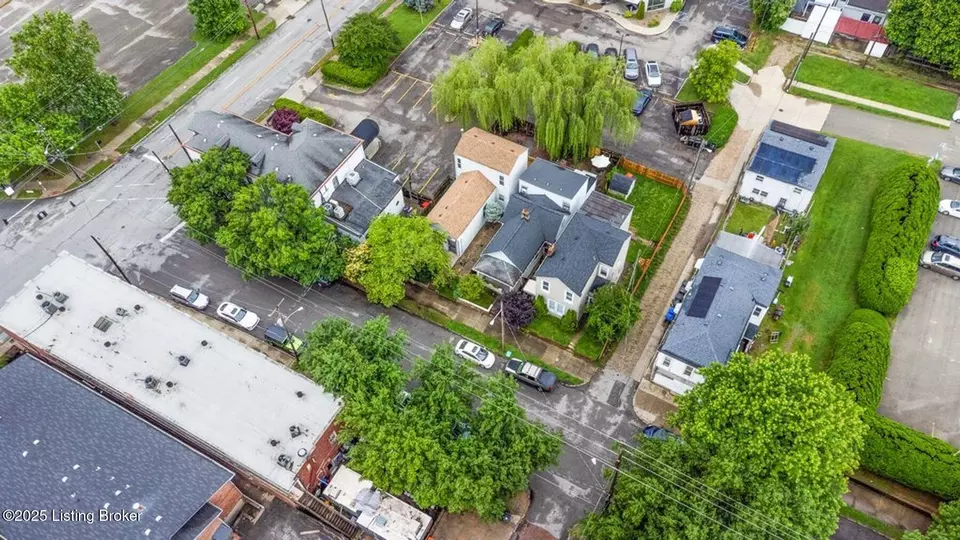 View/Area - 1311 E Breckinridge St, Louisville, KY 40204 photo 2 of 4