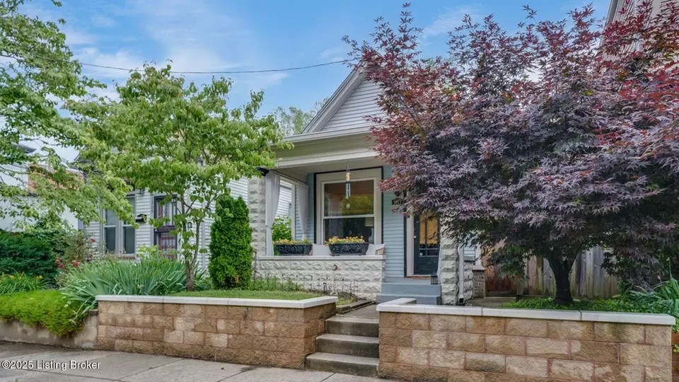 Exterior - 1311 E Breckinridge St, Louisville, KY 40204 photo 3 of 8