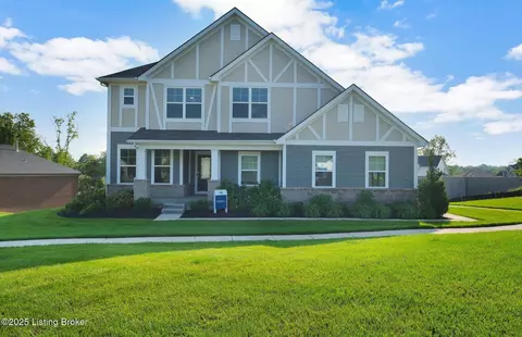 17417 Shakes Creek Dr, Louisville, KY 40023