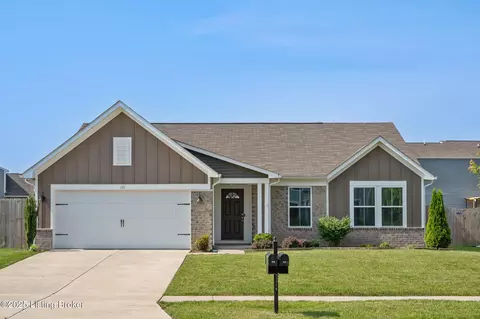 111 Shadow Rock Ct, Shepherdsville, KY 40165