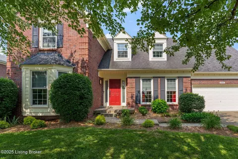 4002 Rock Bay Dr, Louisville, KY 40245