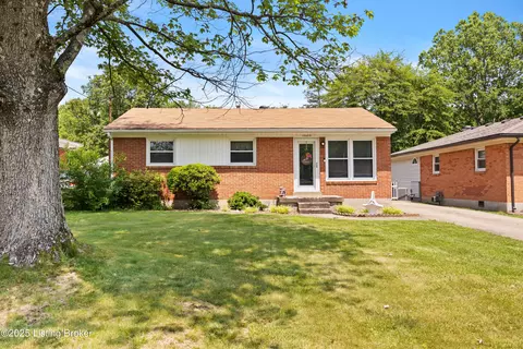 10608 Charlene Dr, Fairdale, KY 40118