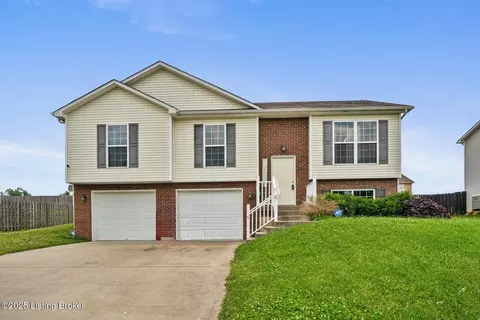 203 Huckaberry St, Elizabethtown, KY 42701
