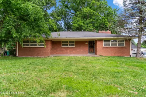 5117 Maryview Dr, Louisville, KY 40216