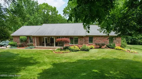 150 E Laurel River Drive Rd, Shepherdsville, KY 40165