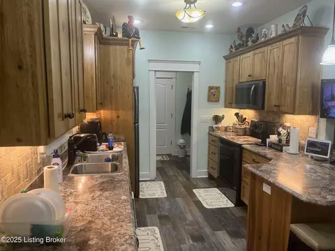140 Ranch Ln, Loretto, KY 40037 photo 5
