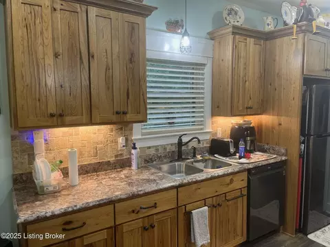 140 Ranch Ln, Loretto, KY 40037 photo 6