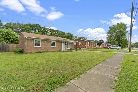 11804 Mahogany Dr, Louisville, KY 40272