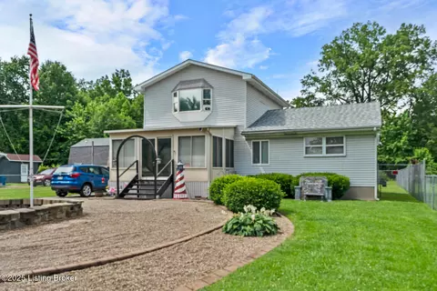 1261 Lipps Ln, Louisville, KY 40219