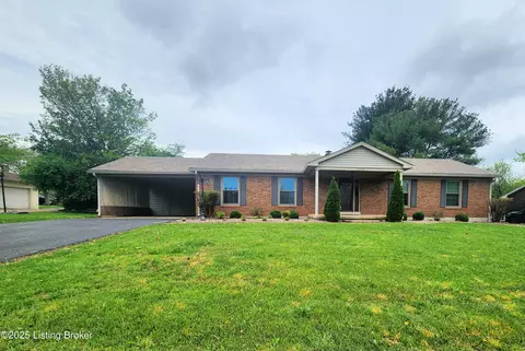 2003 Shannon Dr, Bardstown, KY 40004