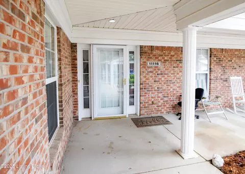 11116 Brookley Dr, Louisville, KY 40229