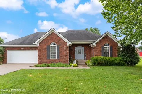 635 Harding Dr, Mount Washington, KY 40047