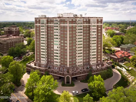 1400 Willow Ave #802, Louisville, KY 40204