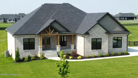 137 Dalton Dr, Fisherville, KY 40023