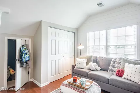 Other - 515 Rolling Ln, Louisville, KY 40207 photo 11 of 19