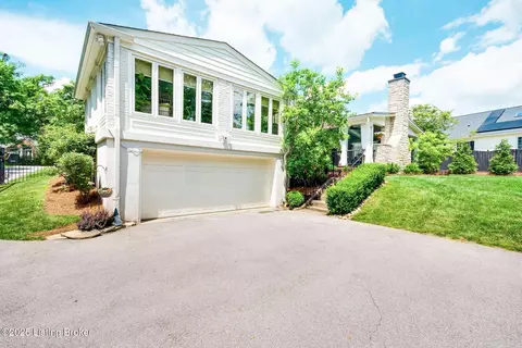 Exterior - 515 Rolling Ln, Louisville, KY 40207 photo 5 of 16