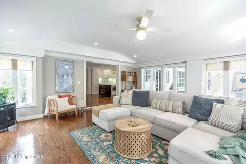 Other - 515 Rolling Ln, Louisville, KY 40207 photo 3 of 19