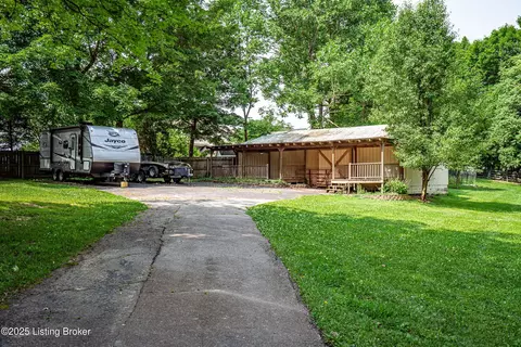 Exterior - 2918 Spickert Knob Rd, Floyds Knobs, IN 47119 photo 13 of 13