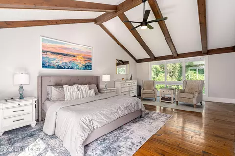 Bedroom - 2918 Spickert Knob Rd, Floyds Knobs, IN 47119 photo 2 of 11